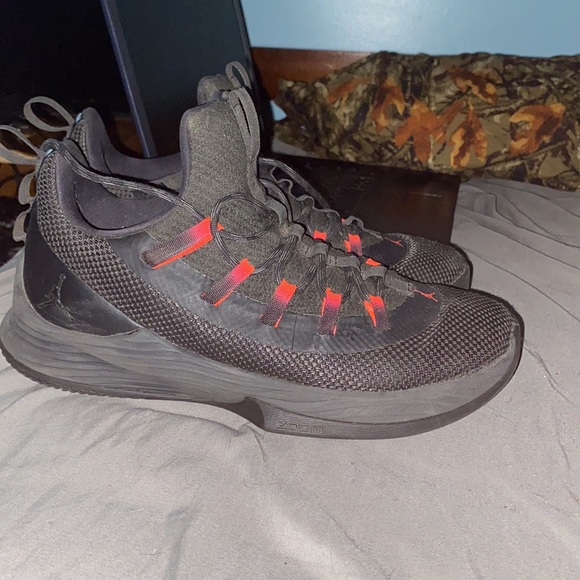 Jordan ultra fly 2 low (infrared size 8) - Picture 8 of 10